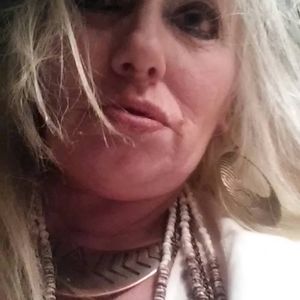 Meet your Posher, Mindy